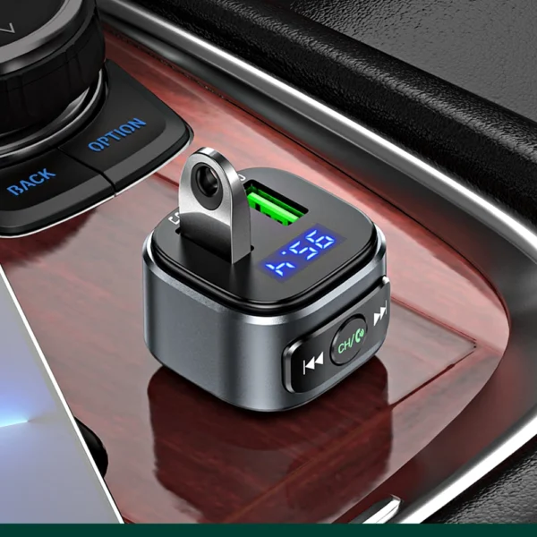 Hoco E67 Fighter QC3.0 Car charger with wireless FM transmitter